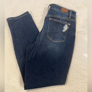 Judy Blue Los Angeles - Boyfriend Fit Jean Size 7/28